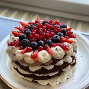 Tort cu fructe